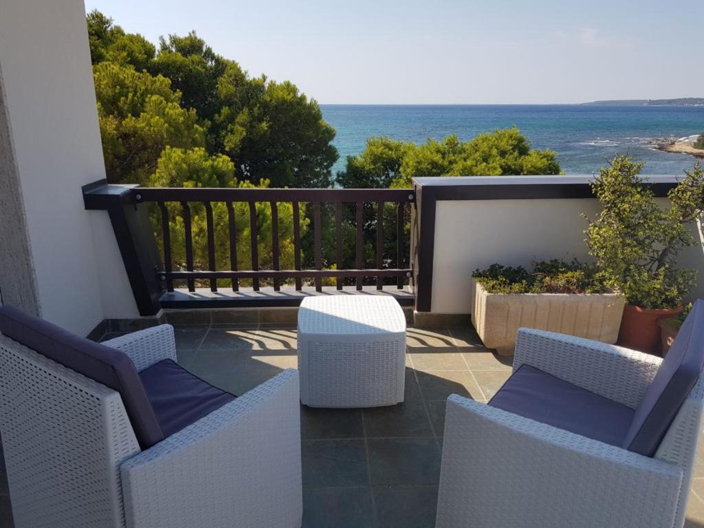 Suite Con Terrazzo Sul Mare E Discesa In Spiaggia A Gallipoli Eksteriør bilde