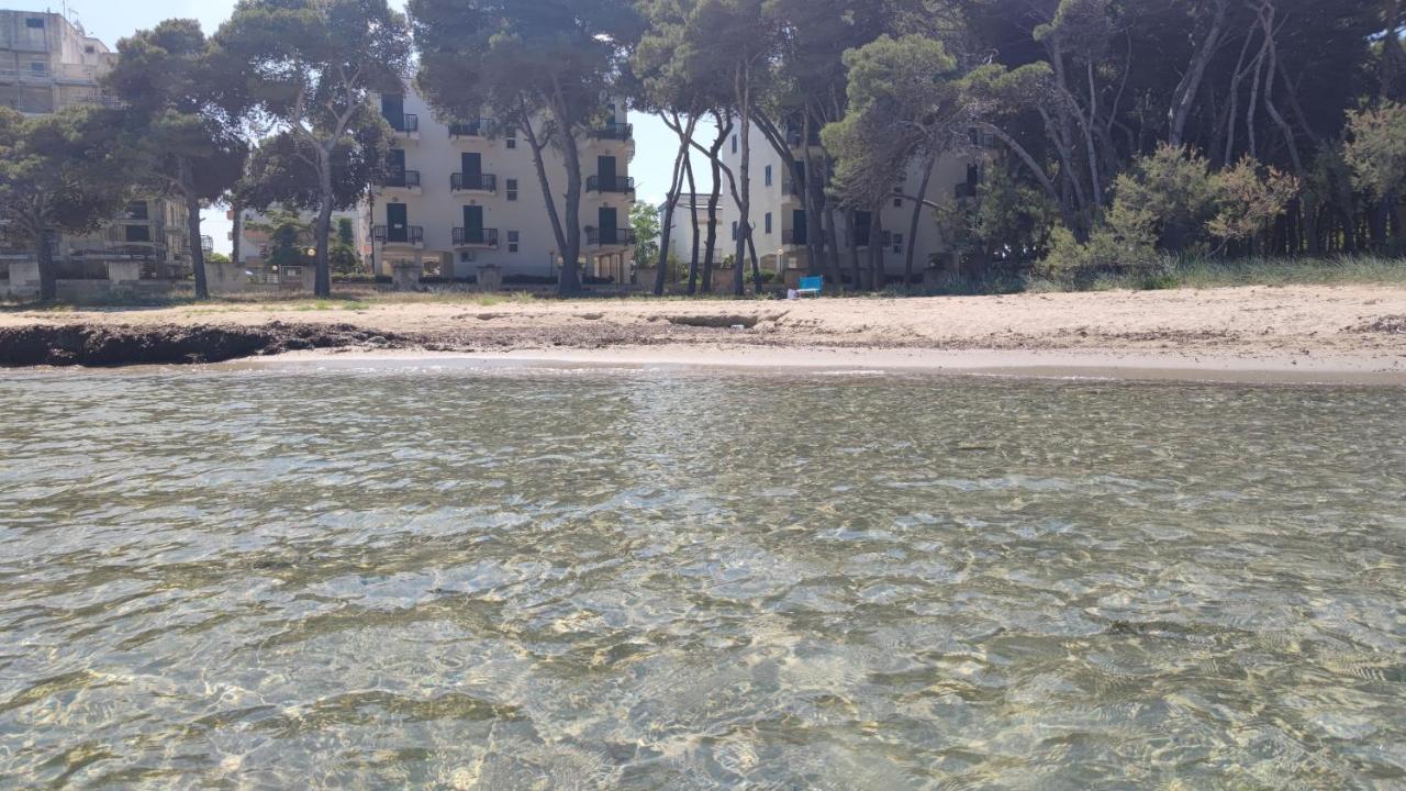 Suite Con Terrazzo Sul Mare E Discesa In Spiaggia A Gallipoli Eksteriør bilde